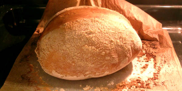 Pan sourdough con 2 días de nevera, en el hornito