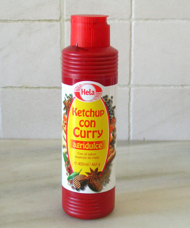 Salsa ketchup de curry de la marca Hela